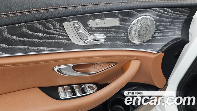 Mercedes-Benz E-Class (W213) E350 4MATIC AMG Line 2021 — фото 28
