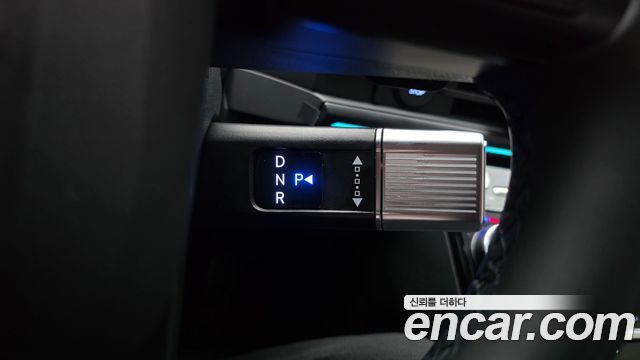 Hyundai Santa Fe (MX5) HEV 1.6 4WD Calligraphy 2025 — фото 9