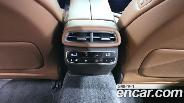 Genesis G80 (RG3) Gasoline 3.5 Turbo AWD 2022 — фото 30