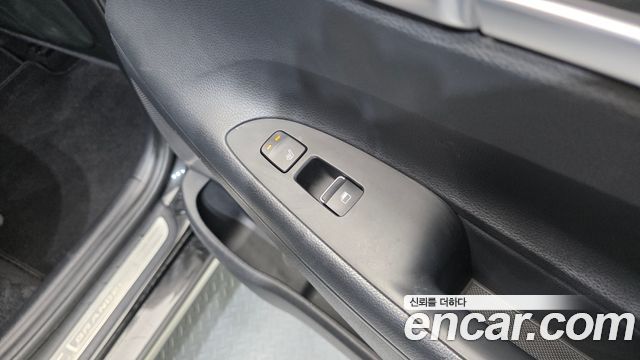 Hyundai Grandeur (IG) 2.4 Modern 2019 — фото 36