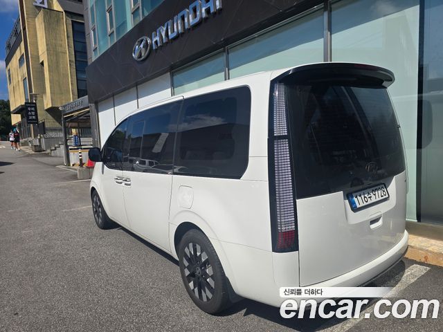 Hyundai Staria 4WD Lounge 7-Seater Inspiration 2025 — фото 3