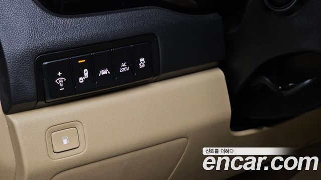 Kia Carnival 9-seater Noblesse 2017 — фото 13