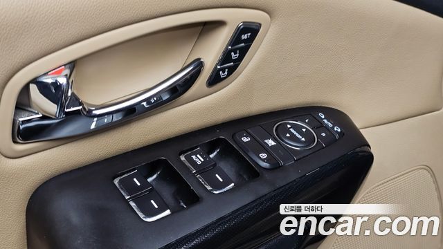 Kia Carnival 9-seater Noblesse 2017 — фото 20