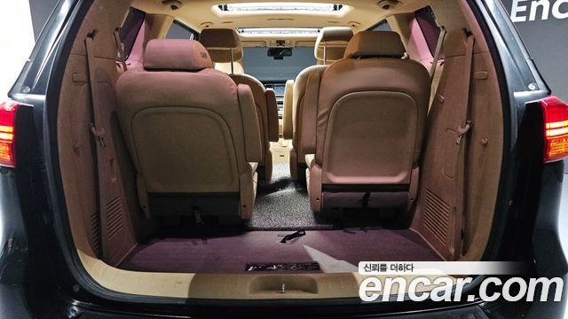 Kia Carnival 9-seater Noblesse 2017 — фото 34