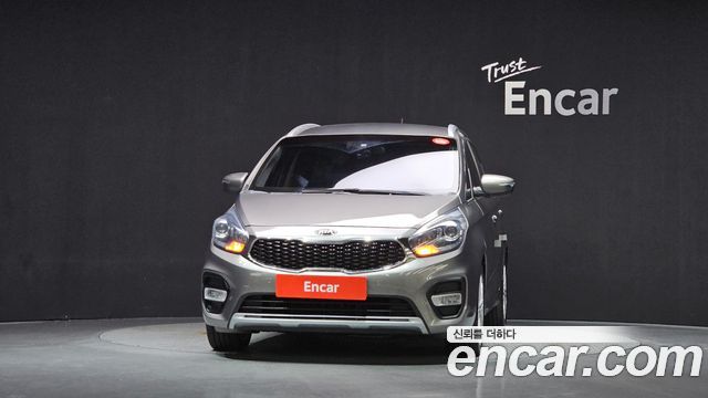Kia Carens 2.0 LPI Prestige 2018 — фото 3