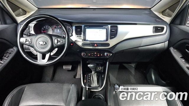 Kia Carens 2.0 LPI Prestige 2018 — фото 7