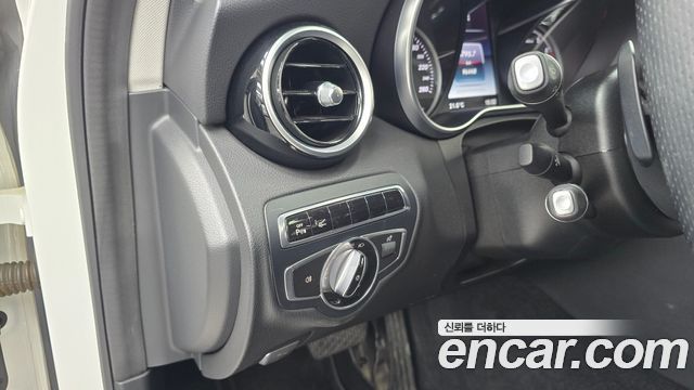 Mercedes-Benz C-Class (W205) C200 Avantgarde 2016 — фото 19