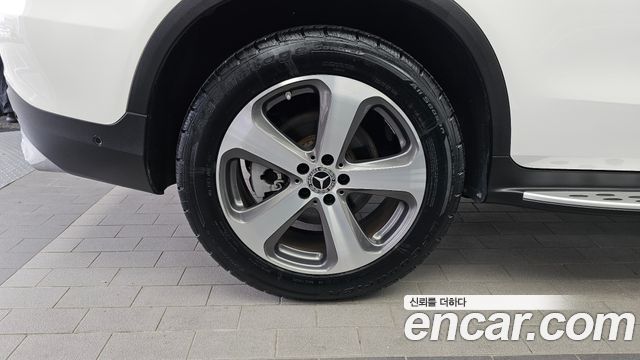 Mercedes-Benz GLC-Class (X253) GLC300 4MATIC 2019 — фото 5