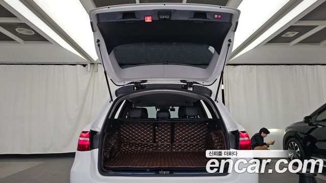 Mercedes-Benz GLC-Class (X253) GLC300 4MATIC 2019 — фото 20