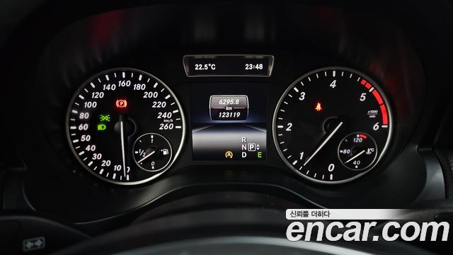 Mercedes-Benz A-Class (W176) A180 CDI Style 2015 — фото 8