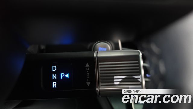 Hyundai Sonata The Edge (DN8) 2.0 Exclusive 2024 — фото 9
