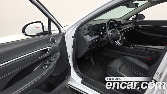 Hyundai Sonata The Edge (DN8) 2.0 Exclusive 2024 — фото 10