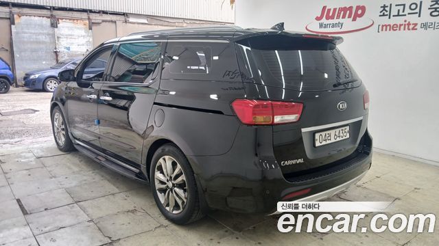 Kia Carnival 9-Seater Noblesse Special 2018 — фото 23