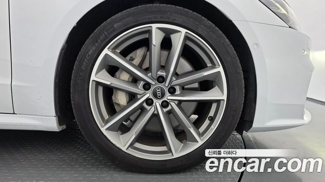 Audi A7 (4K) 55 TFSI Quattro Premium 2020 — фото 21