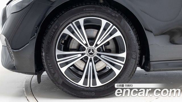 Mercedes-Benz E-Class (W214) E200 Avantgarde 2025 — фото 5