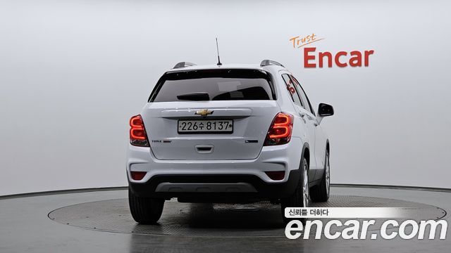 Chevrolet Trax 1.4 Premier 2018 — фото 4