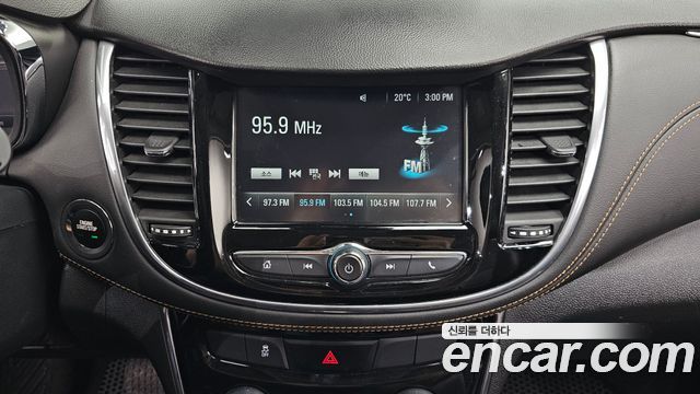Chevrolet Trax 1.4 Premier 2018 — фото 14