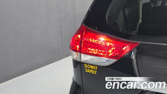 Toyota Sienna 3.5 AWD 2014 — фото 23