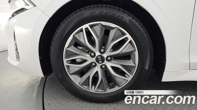 Kia K5 Hybrid (III) Signature 2020 — фото 5