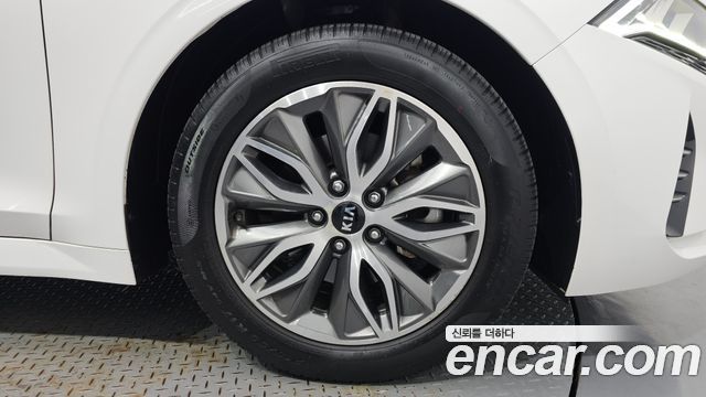 Kia K5 Hybrid (III) Signature 2020 — фото 21