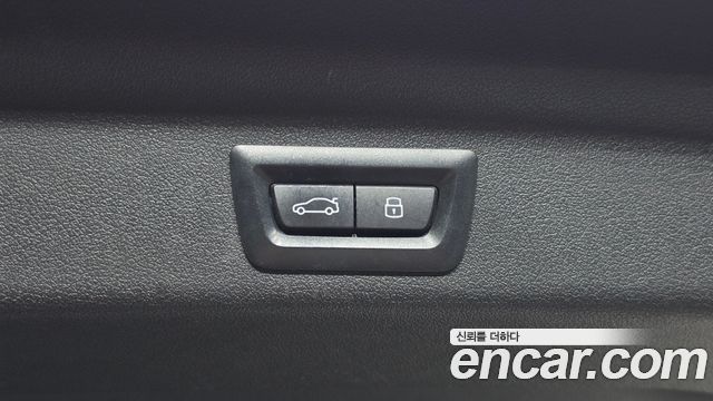 BMW X1 (U11) xDrive 20i xLine 2024 — фото 17