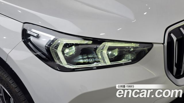 BMW X1 (U11) xDrive 20i xLine 2024 — фото 22