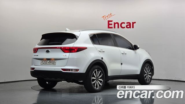 Kia Sportage (IV) Diesel 1.7 2wd Noblesse 2018 — фото 2