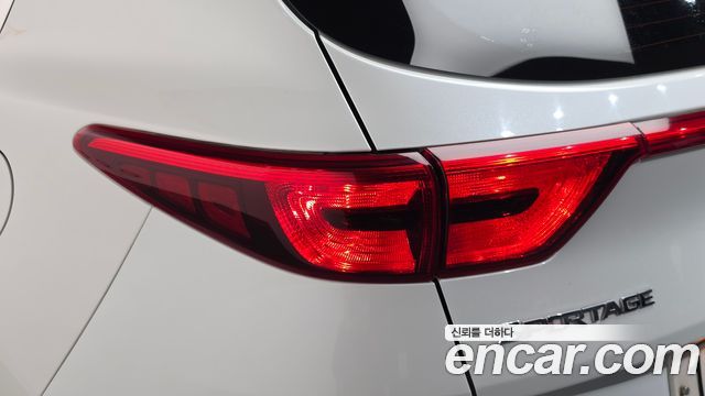 Kia Sportage (IV) Diesel 1.7 2wd Noblesse 2018 — фото 23
