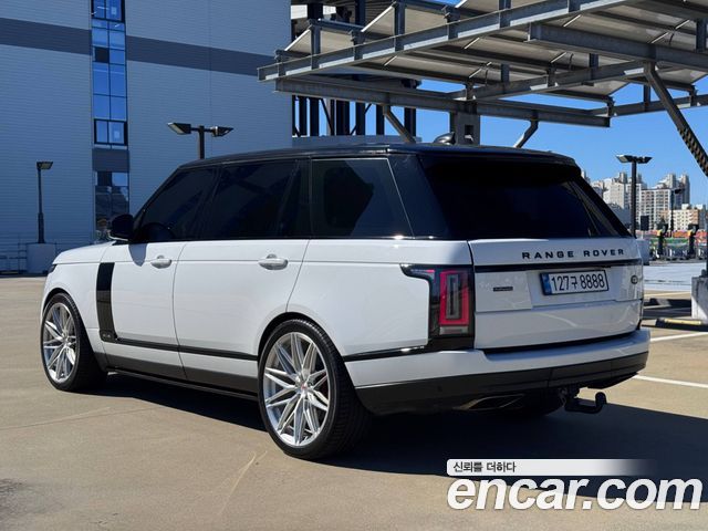 Land Rover Range Rover (IV) 4.4 SDV8 AB LWB DIESEL 2019 — фото 3