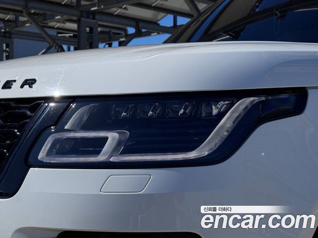 Land Rover Range Rover (IV) 4.4 SDV8 AB LWB DIESEL 2019 — фото 9