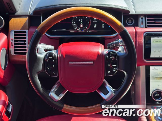 Land Rover Range Rover (IV) 4.4 SDV8 AB LWB DIESEL 2019 — фото 15