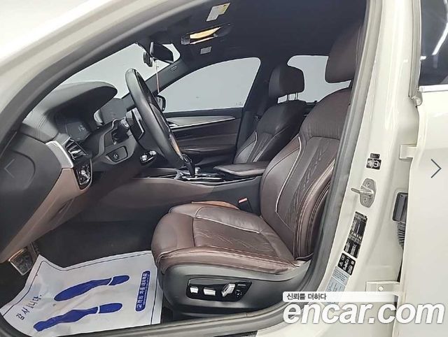 BMW 5 Series (G30) 520d xDrive M Sport Package Plus 2019 — фото 15