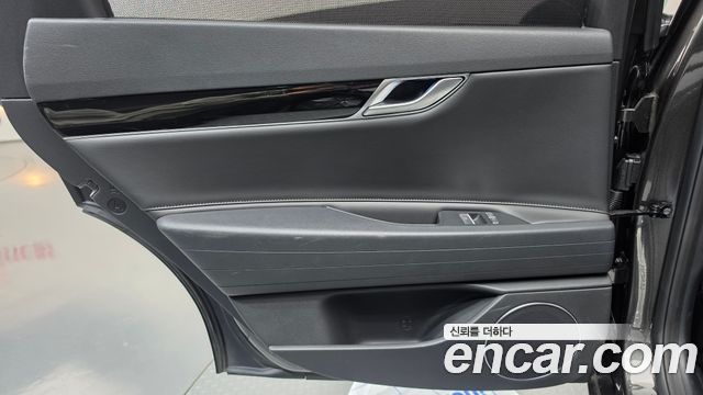 Genesis G80 (RG3) Gasoline 2.5 Turbo AWD 2023 — фото 25