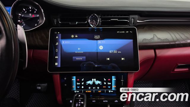 Maserati Quattroporte 3.0 V6 2020 — фото 14