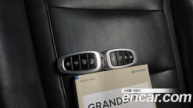 Hyundai Grandeur (IG) 2.5 Premium 2020 — фото 30