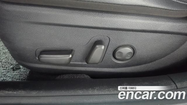 Hyundai Grandeur (IG) 2.5 Premium 2020 — фото 31