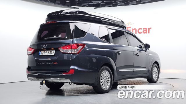 KG Mobility (SsangYong) Korando Turismo 4WD TX 9-seater 2017 — фото 2