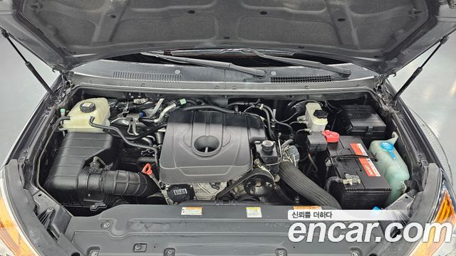 KG Mobility (SsangYong) Korando Turismo 4WD TX 9-seater 2017 — фото 6