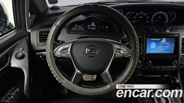 KG Mobility (SsangYong) Korando Turismo 4WD TX 9-seater 2017 — фото 13