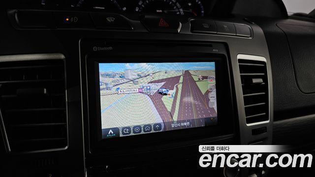 KG Mobility (SsangYong) Korando Turismo 4WD TX 9-seater 2017 — фото 14