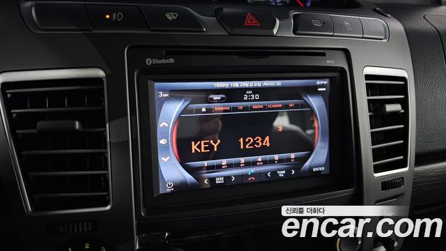 KG Mobility (SsangYong) Korando Turismo 4WD TX 9-seater 2017 — фото 16