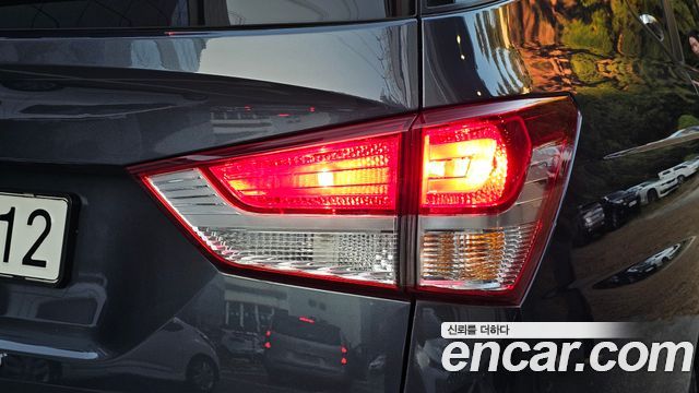 KG Mobility (SsangYong) Korando Turismo 4WD TX 9-seater 2017 — фото 23