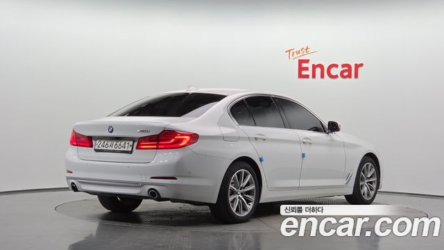 BMW 5 Series (G30) 520i Luxury 2019 — фото 2