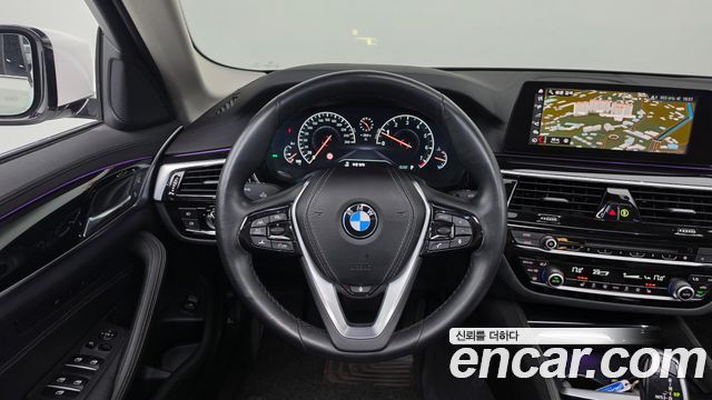 BMW 5 Series (G30) 520i Luxury 2019 — фото 13