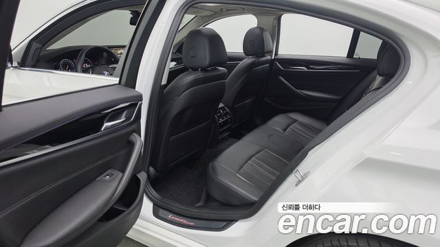 BMW 5 Series (G30) 520i Luxury 2019 — фото 26