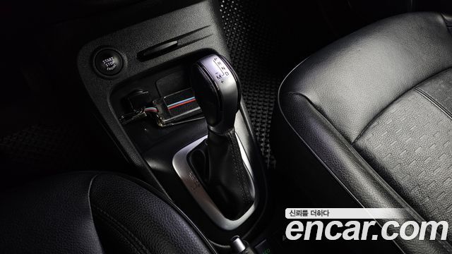 Renault Korea QM3 RE 2018 — фото 9