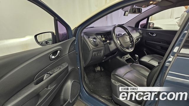 Renault Korea QM3 RE 2018 — фото 10