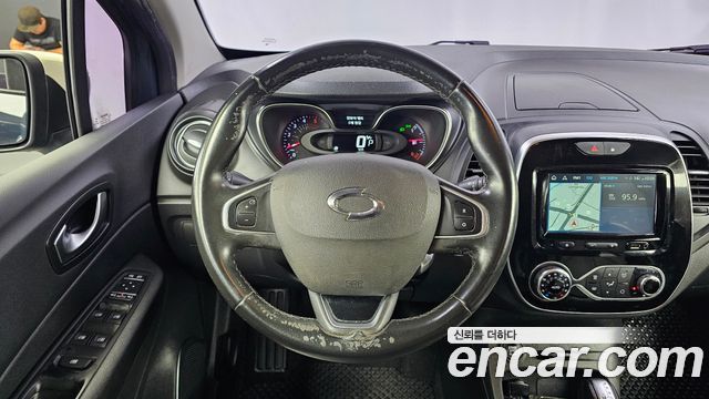 Renault Korea QM3 RE 2018 — фото 13
