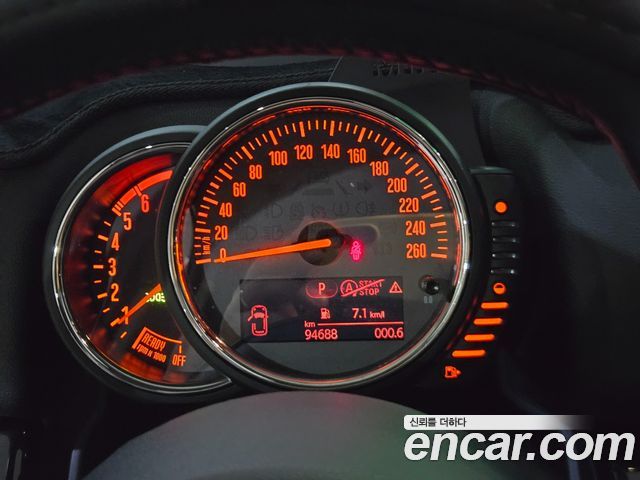 MINI Cooper D Countryman ALL4 HIGH 2nd 2017 — фото 10