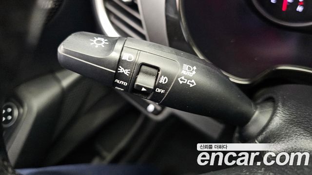 Kia Seltos Gasoline 1.6 Turbo 2WD Signature 2021 — фото 29